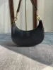 Picture of AVA STRAP HANDBAG SIZE: 24137 MODEL: 196923