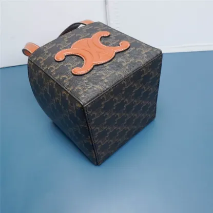Picture of TRIOMPHE HANDBAG NO.199202