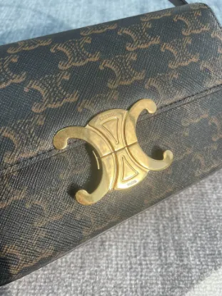 Picture of TRIOMPHE UNDERARM BAG MODEL: 194142 SIZE: 20X10X4CM