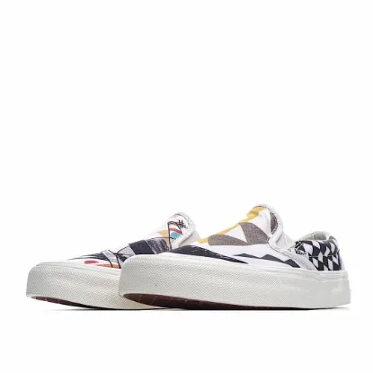 Picture of VANS AUTHENTIC LOW-TOP SNEAKERS