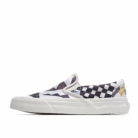 Picture of VANS AUTHENTIC LOW-TOP SNEAKERS