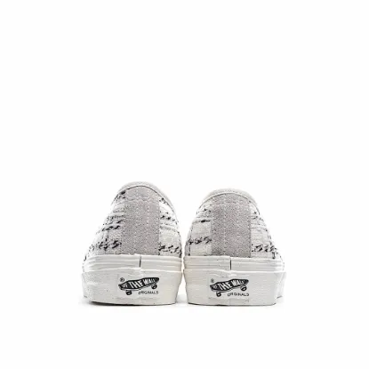 Picture of VANS AUTHENTIC LOW-TOP SNEAKERS
