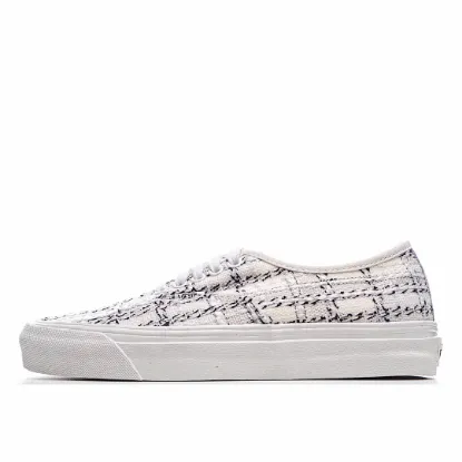 Picture of VANS AUTHENTIC LOW-TOP SNEAKERS