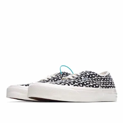 Picture of VANS AUTHENTIC LOW-TOP SNEAKERS