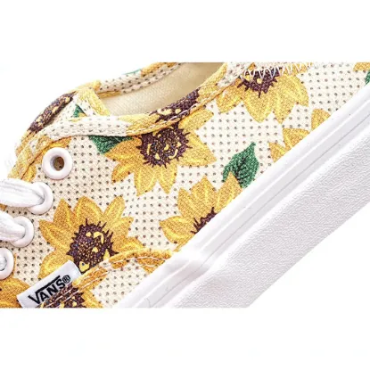 Picture of VANS AUTHENTIC LOW-TOP SNEAKERS