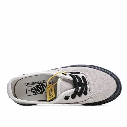 Picture of VANS AUTHENTIC LOW-TOP SNEAKERS