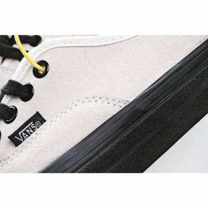 Picture of VANS AUTHENTIC LOW-TOP SNEAKERS