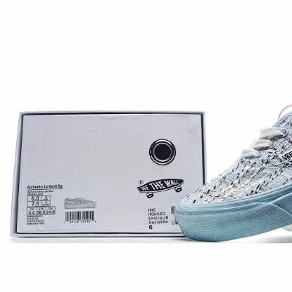 Picture of VANS AUTHENTIC LOW-TOP SNEAKERS