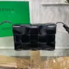 Picture of BV BOTTEGA VENETA CASSETTE BAG SIZE: 23X15CM BLACK