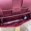 Picture of BV BOTTEGA VENETA CASSETTE BAG SIZE: 23X15CM DATE