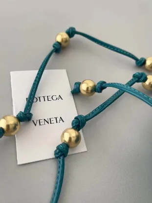 Picture of BV BOTTEGA VENETA CLOUD BAG SIZE:23X13CM