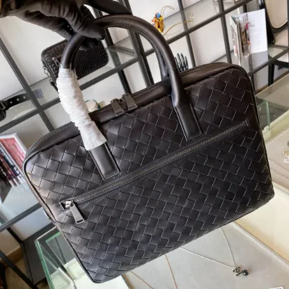Picture of BV BRIEFCASE 38CM 98065