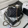 Picture of AP2805 CALFSKIN MODEL: AP2805 SIZE: 17*9.5*8*CM