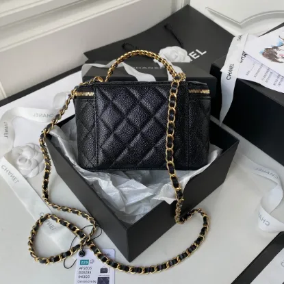 Picture of AP2805 CALFSKIN MODEL: AP2805 SIZE: 17*9.5*8*CM