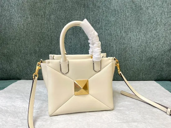 Picture of Valentin0 Model:1186 Size:18.5 x15x11cm