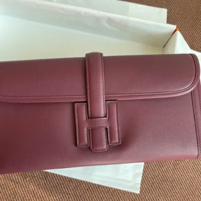 Picture of Burgundy