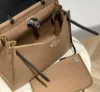 Picture of Canvas bag Size: 31*15*10cm