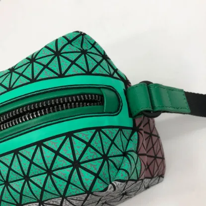 Picture of Miyake Life Size: 26/15/11cm Gray with Green
