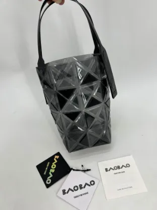 Picture of Miyake Life Size: 29.0x34.8x11.6cm