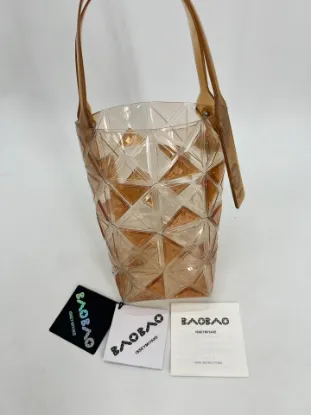 Picture of Miyake Life Size: 29.0x34.8x11.6cm