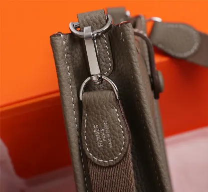 Picture of Evelyne mini 100 with size:17cm