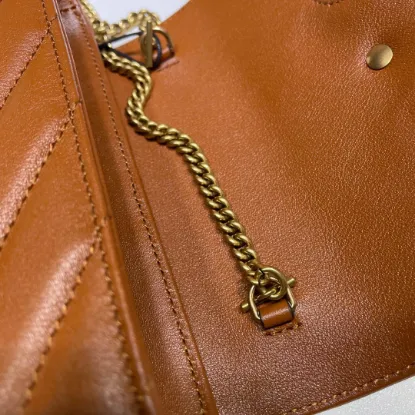 Picture of Model: 476433 Size: 16.5x10.2x5.1cm
