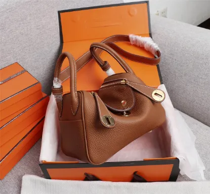 Picture of Hermes Lindy Bag