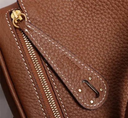 Picture of Hermes Lindy Bag