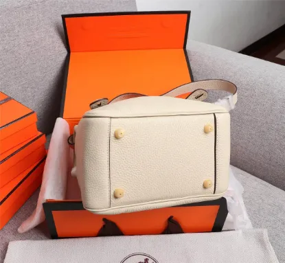 Picture of Hermes Lindy Bag