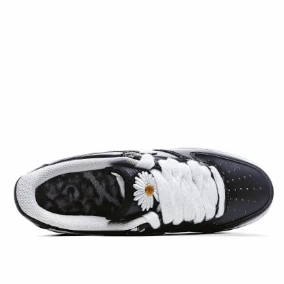 Picture of PEACEMINUSONE X NIKE AIR FORCE 1
