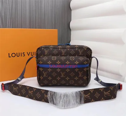 Picture of Louis Vuitton Model: 43843 Size: 25x18x5cm