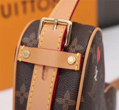 Picture of Louis Vuitton Model: 45149 Size: 22x20x6cm