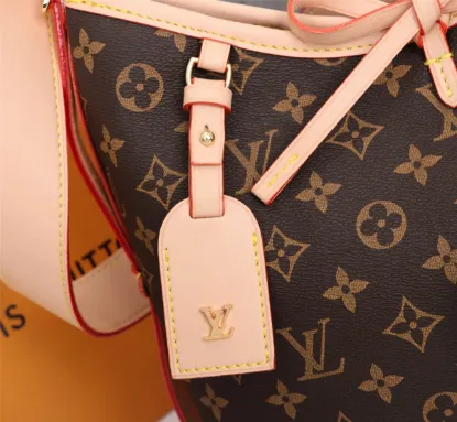 Picture of Louis Vuitton Model: 46283 Size: 34x28x11cm