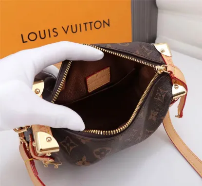 Picture of Louis Vuitton Model: 46358 Size: 23x16x6cm