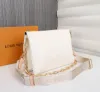 Picture of Louis Vuitton Model: 57790 Size: 26x20x12cm