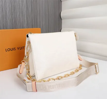 Picture of Louis Vuitton Model: 57790 Size: 26x20x12cm