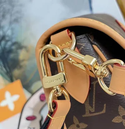 Picture of Louis Vuitton Retro Underarm Crossbody Bag