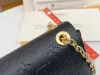 Picture of Louis Vuitton Size 21x15x8 CM