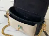 Picture of Louis Vuitton Size: 19 x 13 x 8 cm