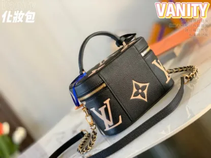 Picture of Louis Vuitton Size: 19*13*11cm