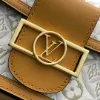 Picture of Louis Vuitton Size: 20 x 15 x 9 cm