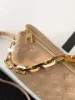 Picture of Louis Vuitton Size: 20 x 16 x 12 cm