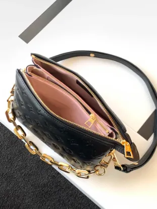 Picture of Louis Vuitton Size: 20 x 16 x 12 cm