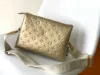 Picture of Louis Vuitton Size: 20 x 16 x 12 cm