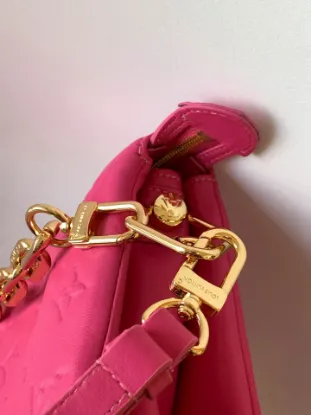 Picture of Louis Vuitton Size: 20 x 16 x 12 cm