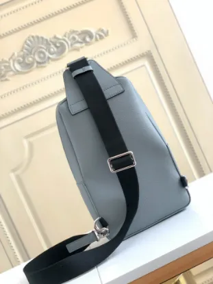Picture of Louis Vuitton Size: 20.0 x 31.0 x 10.0 cm