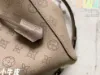 Picture of Louis Vuitton Size: 23 x 21 x 13 cm