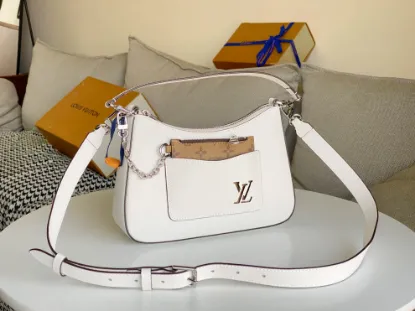 Picture of Louis Vuitton Size: 25 x 15 x 8 cm