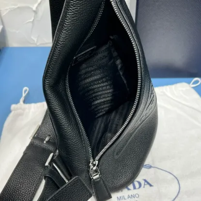 Picture of PRADA CHEST BAG SIZE: 17X32CM 2VZ098