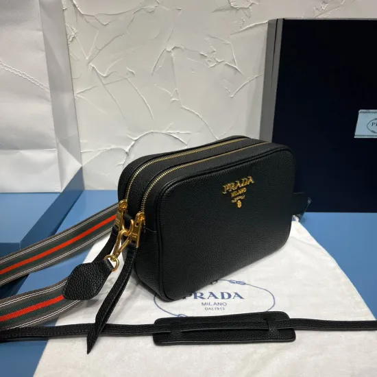 Picture of PRADA DEERSKIN PRINT BAG SIZE: 22X15CM 1BH082